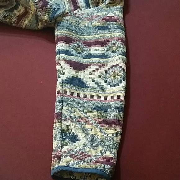 NEW INDENTITY - Picture 12 of 16